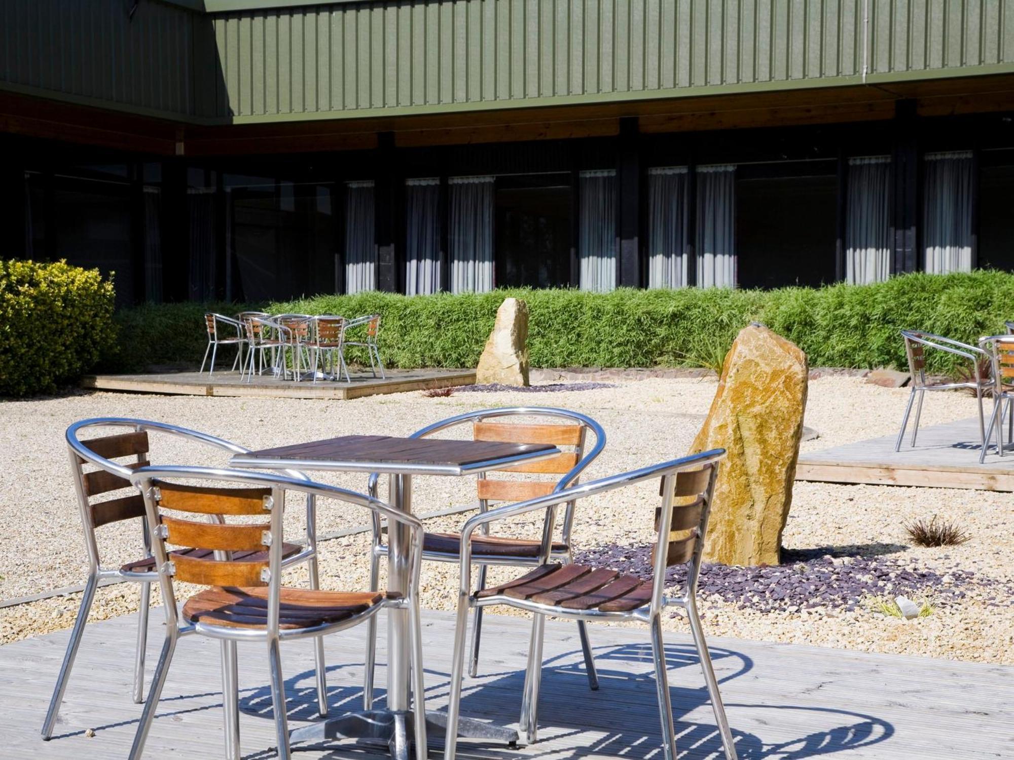 Hotel Bristol Filton By Ihg 4*