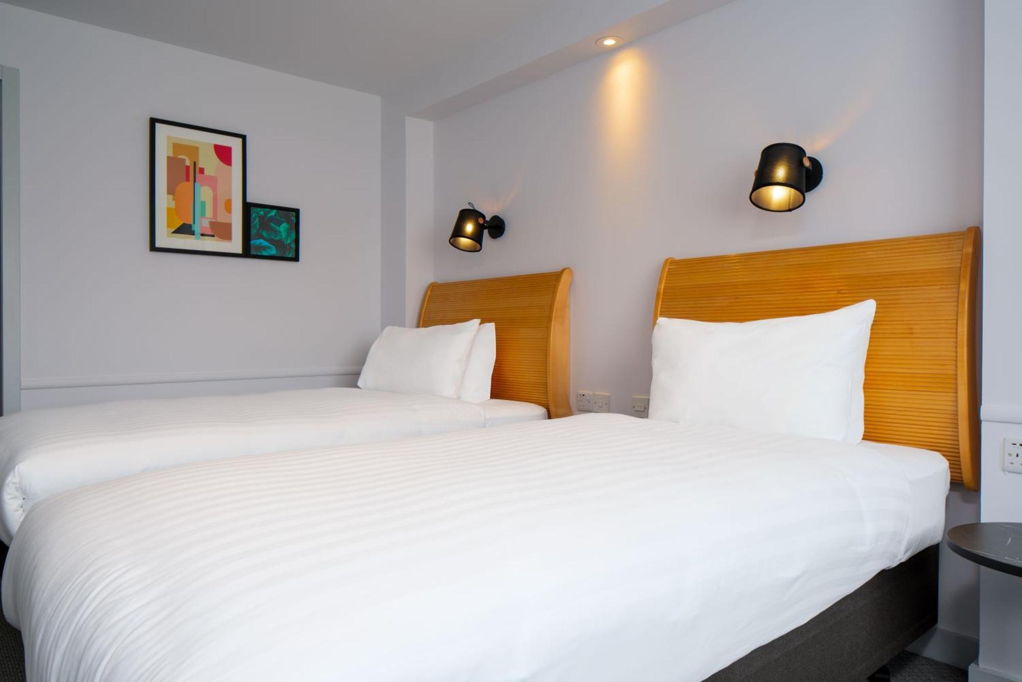Bristol Filton By Ihg Hotel 4*