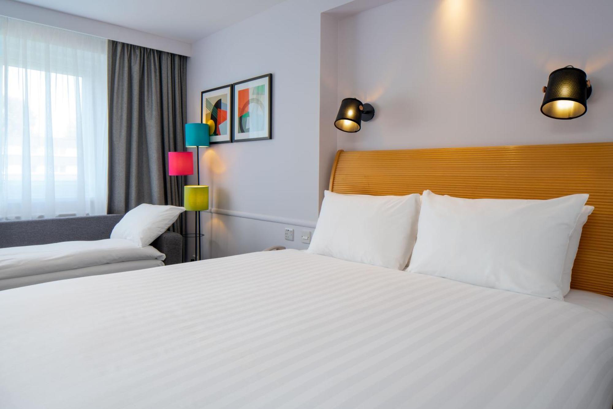 Hotel Bristol Filton By Ihg 4*